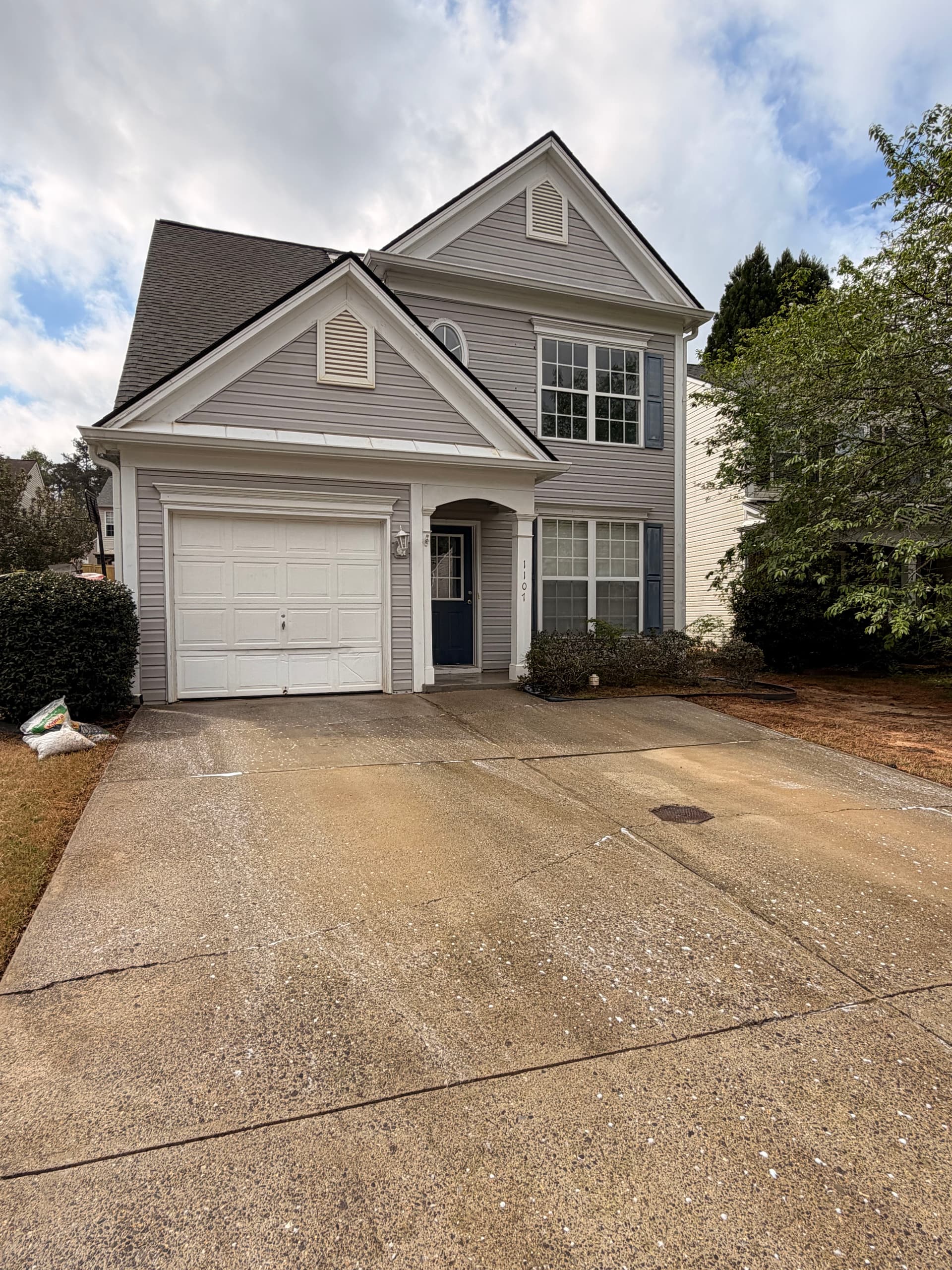 Gallery photos for House Soft Wash and Stone Patio Cleaning Done Right: Image #5