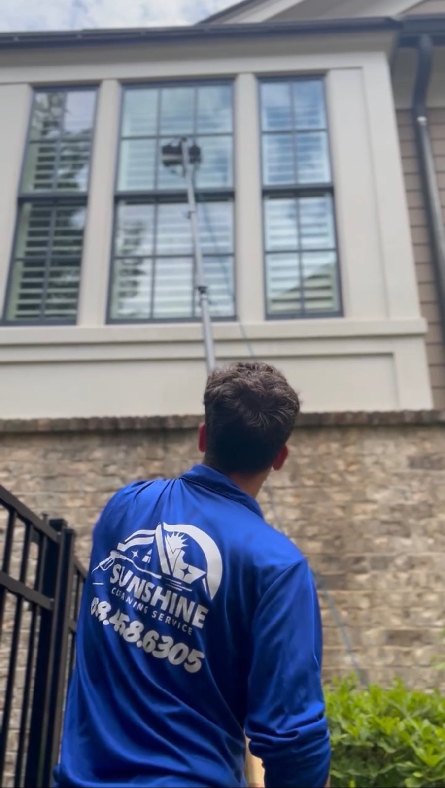 Exterior window cleaning